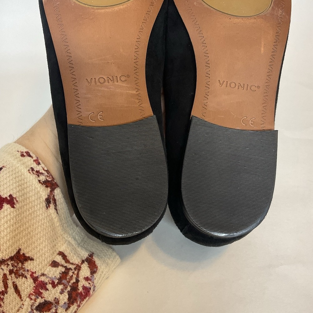 Vionic Willa II Black Suede Flat Slip-On Loafer Comfort Shoe Women's Size 8,5 - Picture 9 of 15